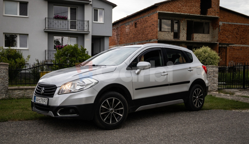 Suzuki SX4 S-Cross 1.6 I VVT Premium 4WD