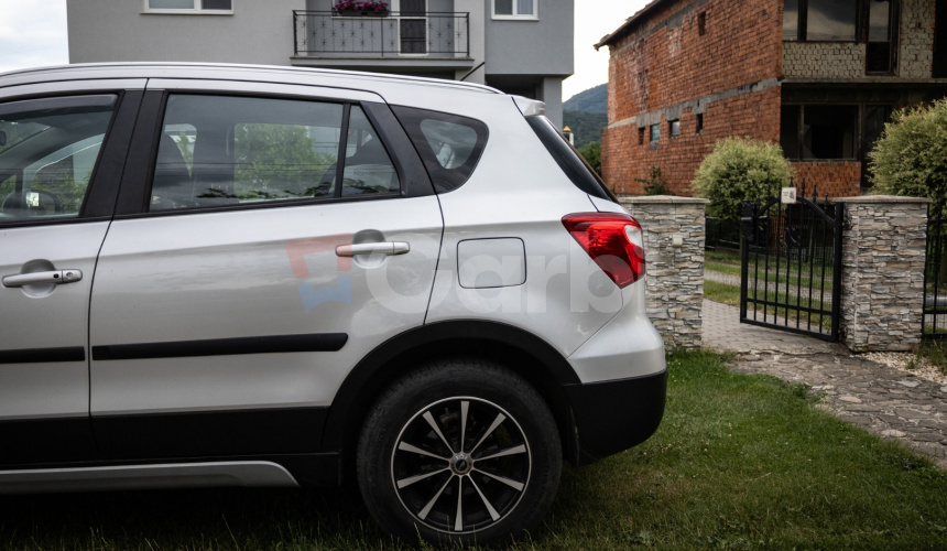 Suzuki SX4 S-Cross 1.6 I VVT Premium 4WD