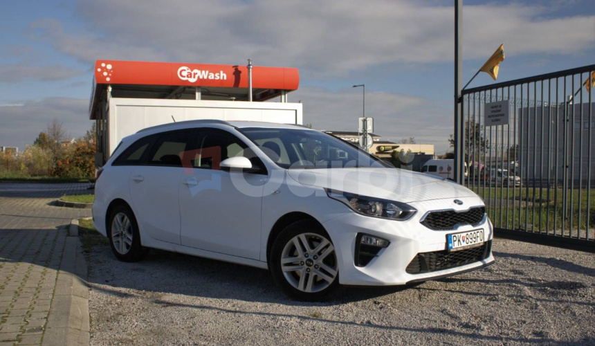 Kia Ceed SW 1.4 MPI Silver
