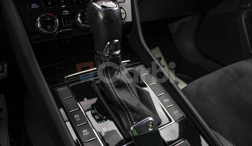 Škoda Superb Combi 2.0 TDI SCR Sportline 4x4 DSG