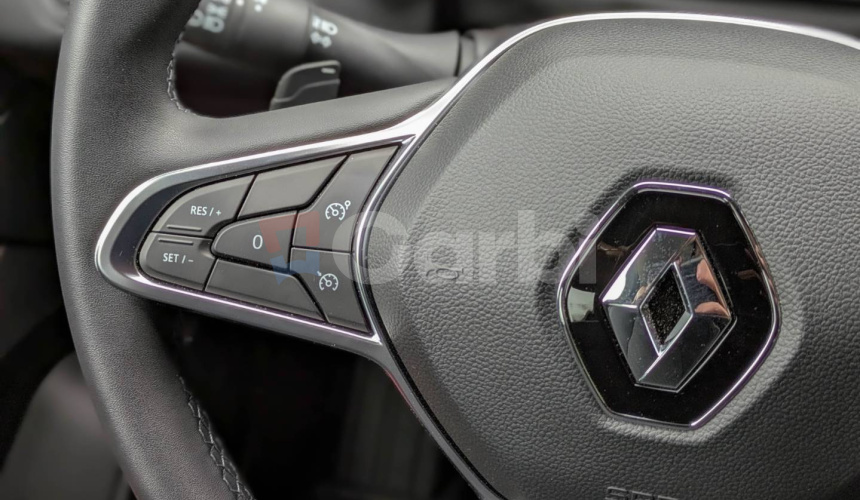 Renault Captur 1.3 TCe 140 mHEV Intens EDS