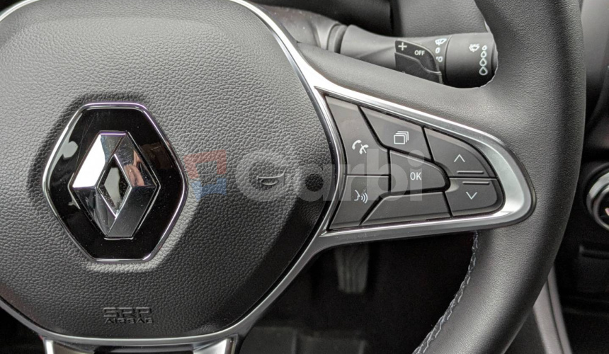 Renault Captur 1.3 TCe 140 mHEV Intens EDS