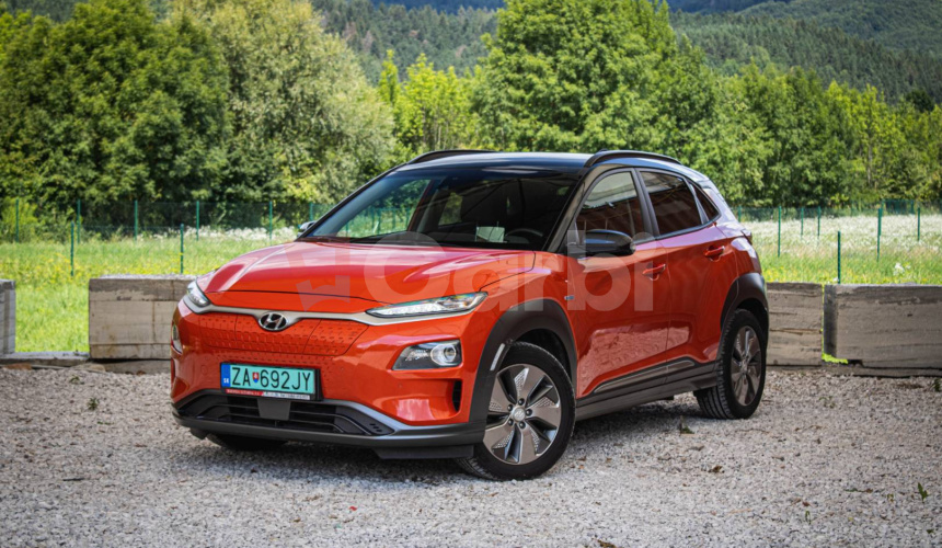 Hyundai Kona Electric 150, Slovenské, Plná výbava, Nelakované