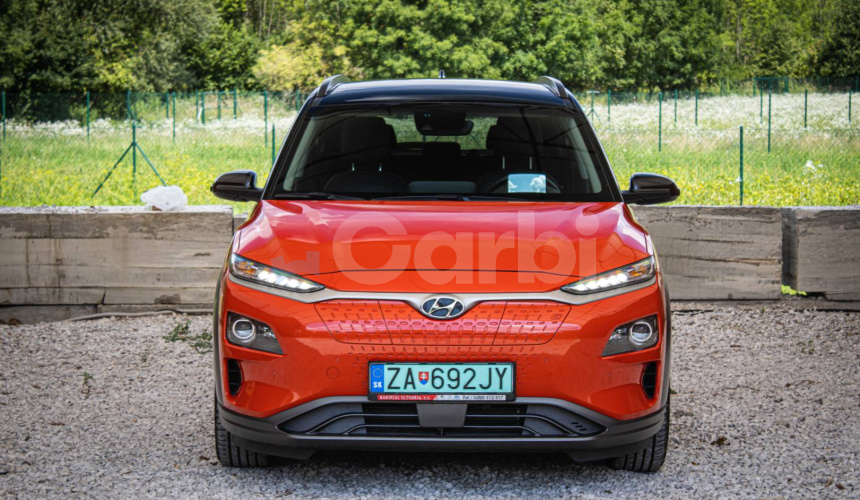 Hyundai Kona Electric 150, Slovenské, Plná výbava, Nelakované