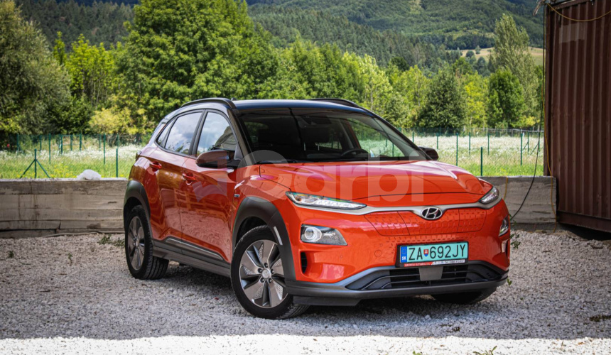 Hyundai Kona Electric 150, Slovenské, Plná výbava, Nelakované