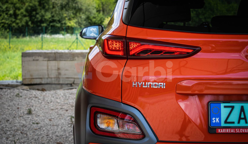 Hyundai Kona Electric 150, Slovenské, Plná výbava, Nelakované