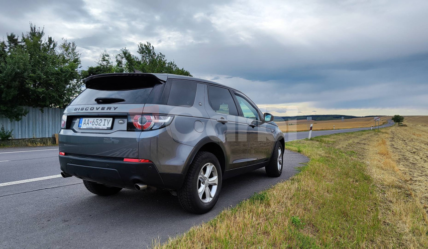 Land Rover Discovery Sport 2.0L TD4 Pure AT
