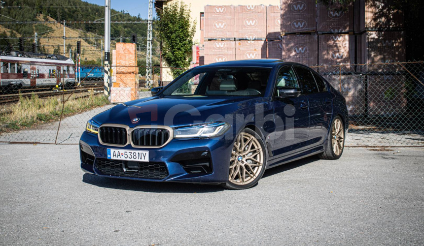 BMW Rad 5 540d xDrive M5 CS Look, Laser, Masáže, HUD, Strešné okno, alcantara strop, DPH