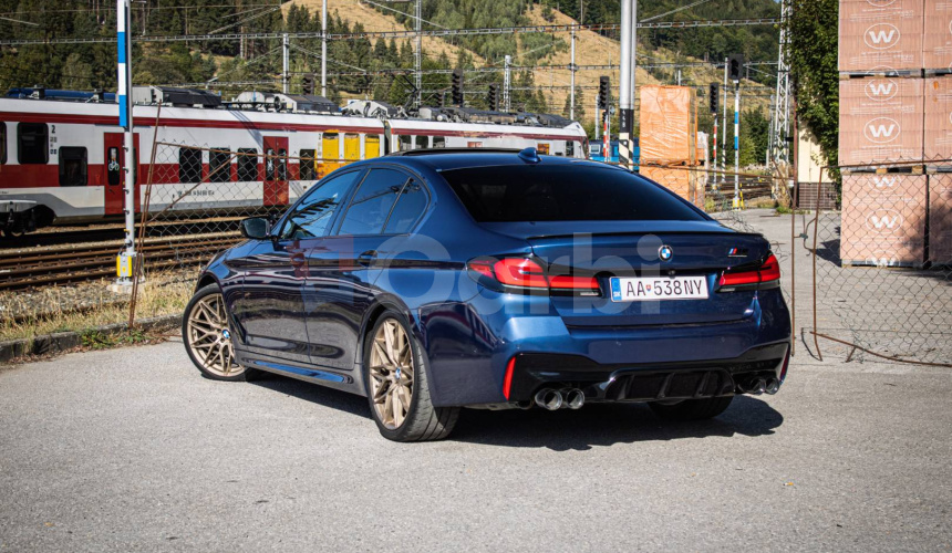 BMW Rad 5 540d xDrive M5 CS Look, Laser, Masáže, HUD, Strešné okno, alcantara strop, DPH