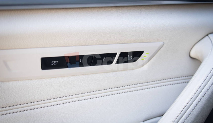 BMW Rad 5 540d xDrive M5 CS Look, Laser, Masáže, HUD, Strešné okno, alcantara strop, DPH