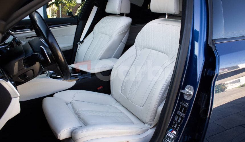 BMW Rad 5 540d xDrive M5 CS Look, Laser, Masáže, HUD, Strešné okno, alcantara strop, DPH