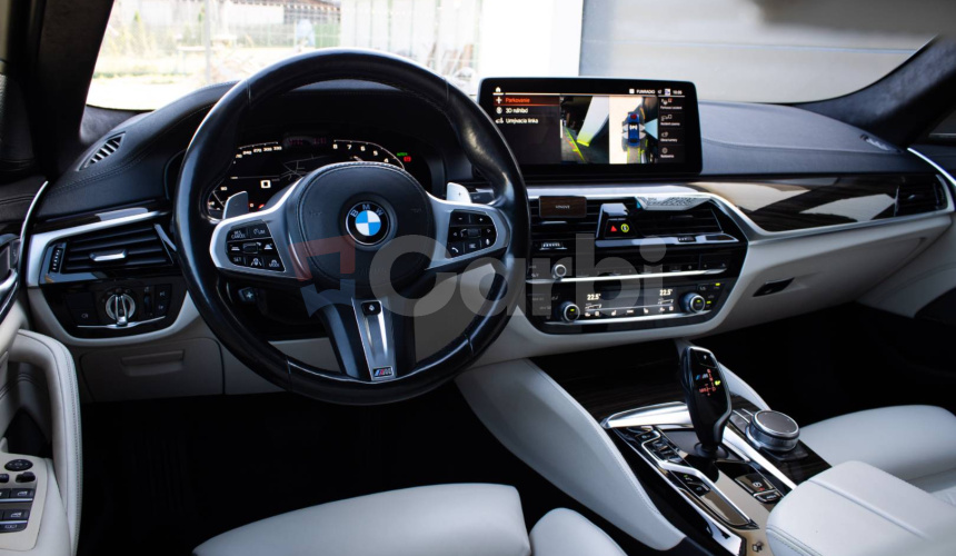 BMW Rad 5 540d xDrive M5 CS Look, Laser, Masáže, HUD, Strešné okno, alcantara strop, DPH