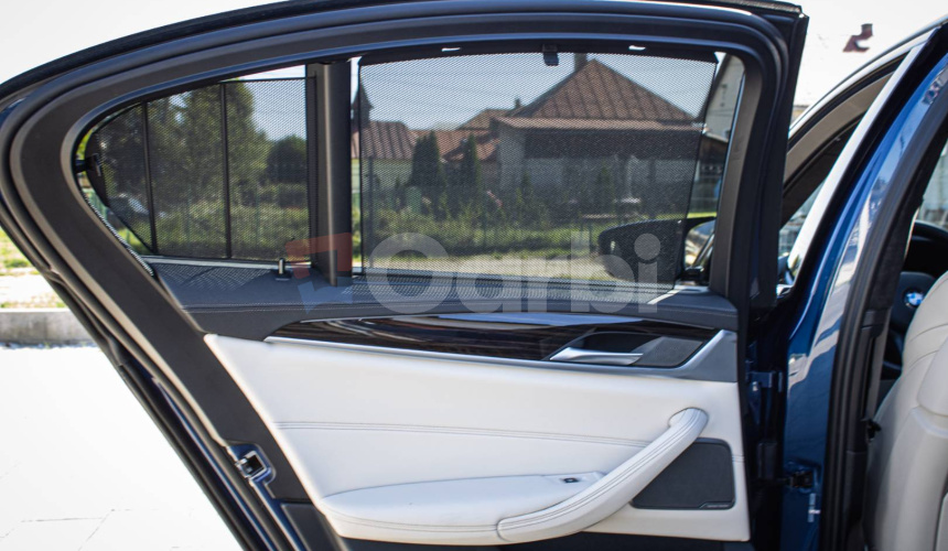 BMW Rad 5 540d xDrive M5 CS Look, Laser, Masáže, HUD, Strešné okno, alcantara strop, DPH
