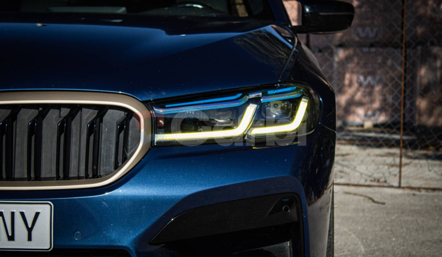 BMW Rad 5 540d xDrive M5 CS Look, Laser, Masáže, HUD, Strešné okno, alcantara strop, DPH