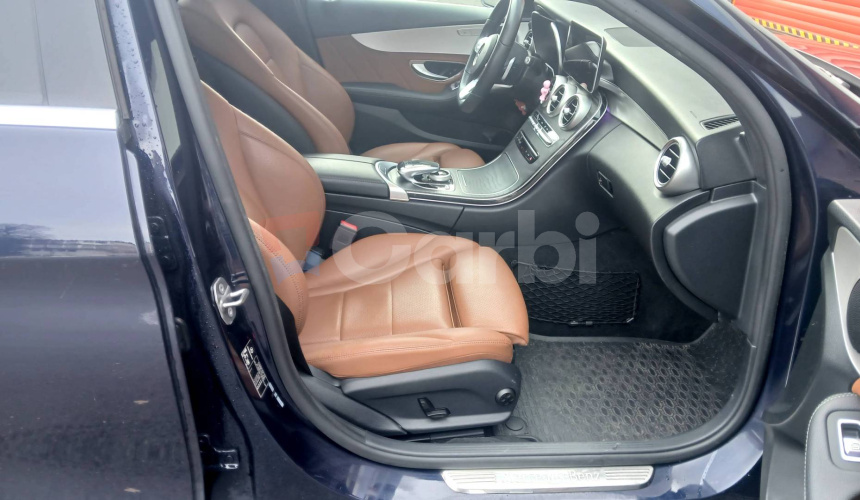 Mercedes-Benz C trieda Kombi AMG line 200D