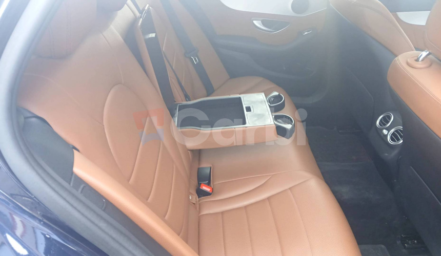 Mercedes-Benz C trieda Kombi AMG line 200D