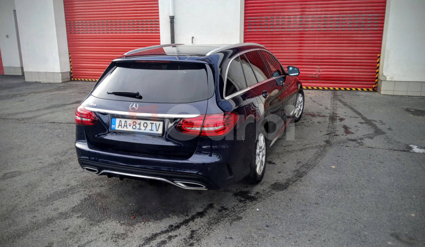 Mercedes-Benz C trieda Kombi AMG line 200D