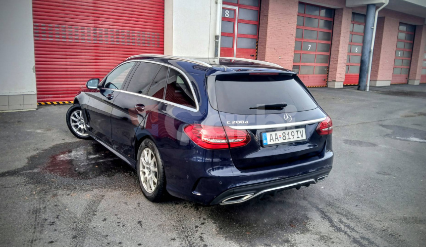 Mercedes-Benz C trieda Kombi AMG line 200D