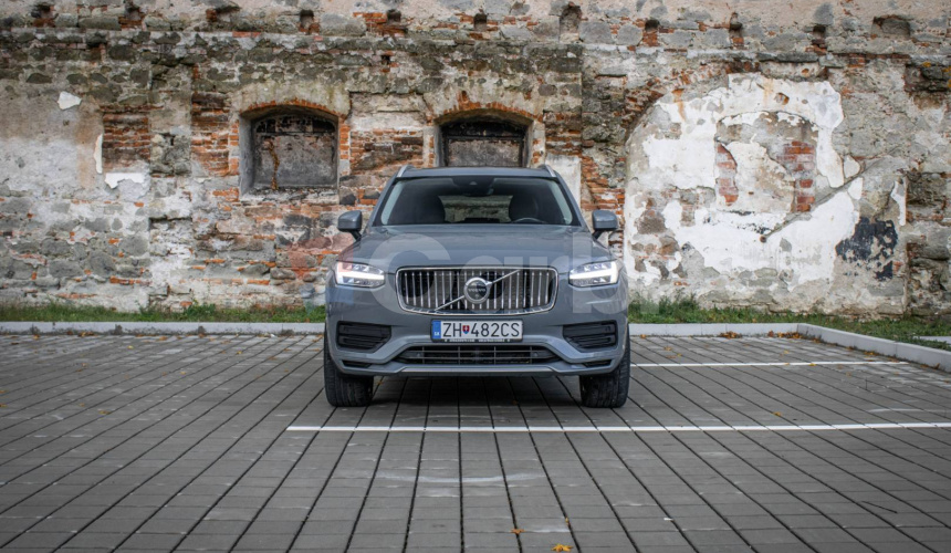 Volvo XC90 B5 2.0L Mild-Hybrid