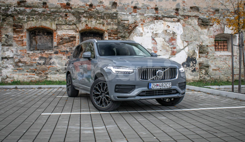 Volvo XC90 B5 2.0L Mild-Hybrid