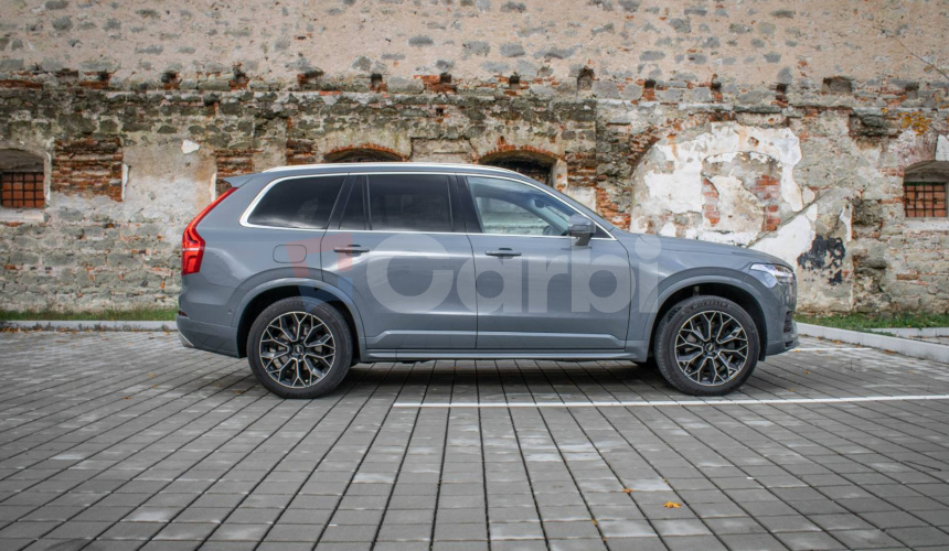 Volvo XC90 B5 2.0L Mild-Hybrid