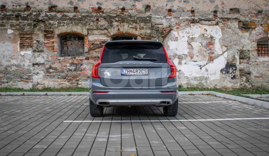 Volvo XC90 B5 2.0L Mild-Hybrid