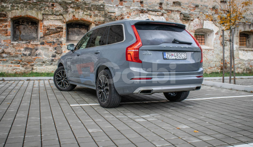 Volvo XC90 B5 2.0L Mild-Hybrid