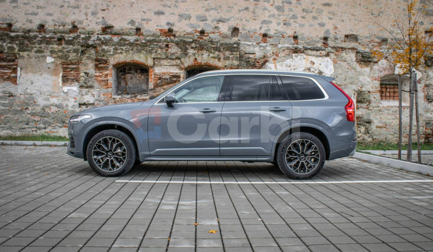 Volvo XC90 B5 2.0L Mild-Hybrid