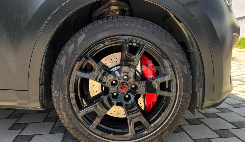 Maserati Levante 3.0 V6 Q4, 257kW, A8