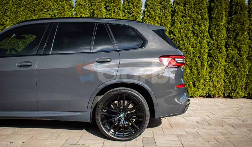BMW X5 40d xDrive MSport, Nelakované, TOP STAV, Webasto, Pano, Laser, Swarovski, DPH