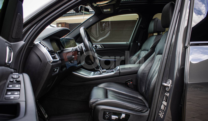 BMW X5 40d xDrive MSport, Nelakované, TOP STAV, Webasto, Pano, Laser, Swarovski, DPH