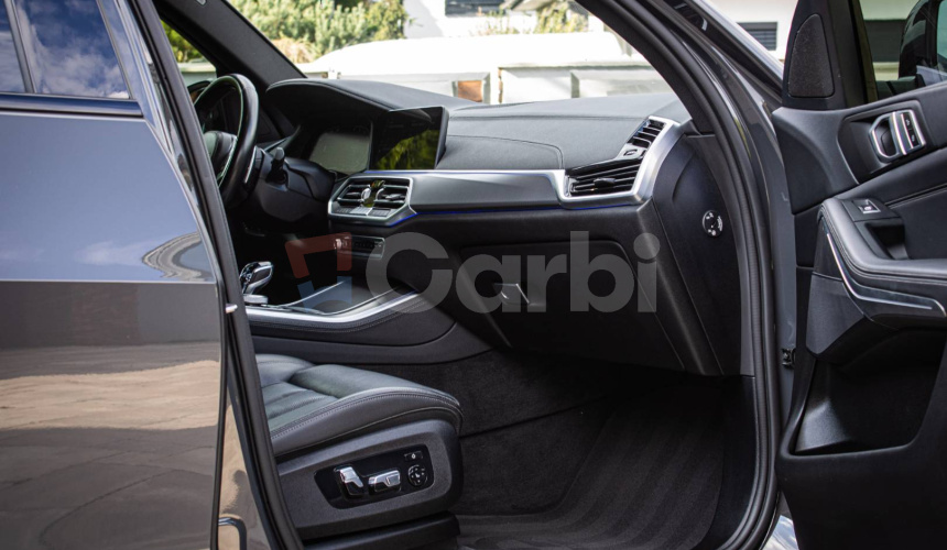 BMW X5 40d xDrive MSport, Nelakované, TOP STAV, Webasto, Pano, Laser, Swarovski, DPH