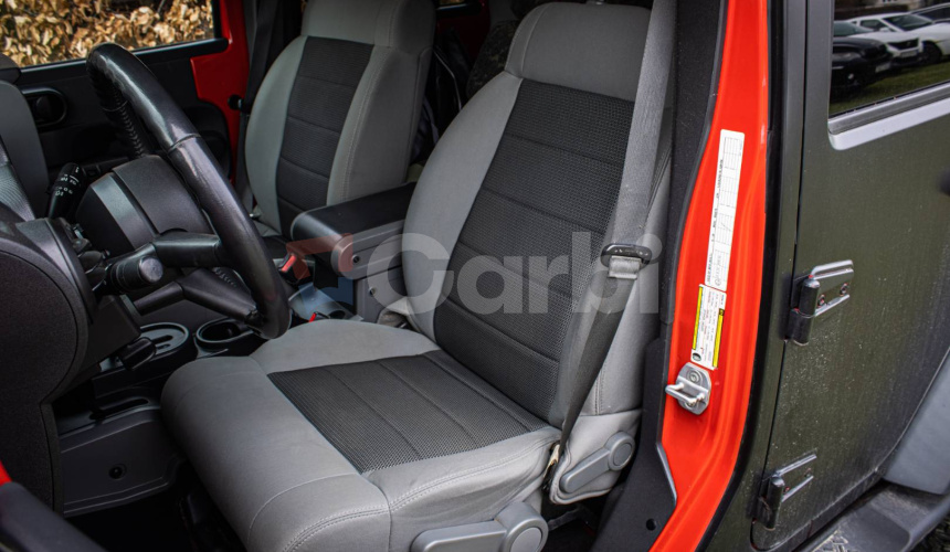 Jeep Wrangler 2.8 CRD Unlimited, 1. majiteľ, Slovenské, Nelakované, vo fólii