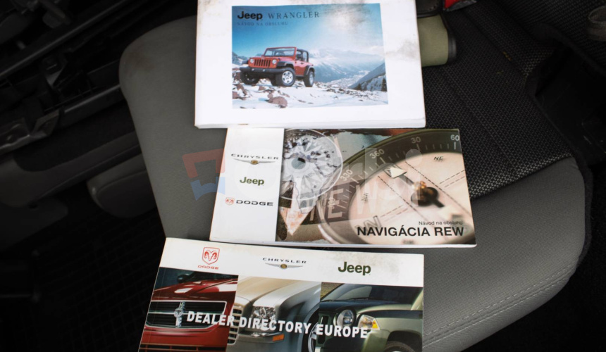 Jeep Wrangler 2.8 CRD Unlimited, 1. majiteľ, Slovenské, Nelakované, vo fólii