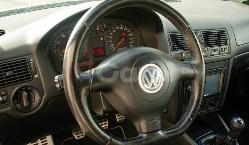 Volkswagen Golf 1.8 T Highline