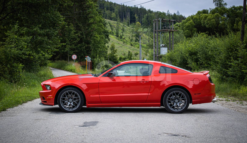 Ford Mustang 3.7 V6 PYPES EXHAUST, Automat, R19
