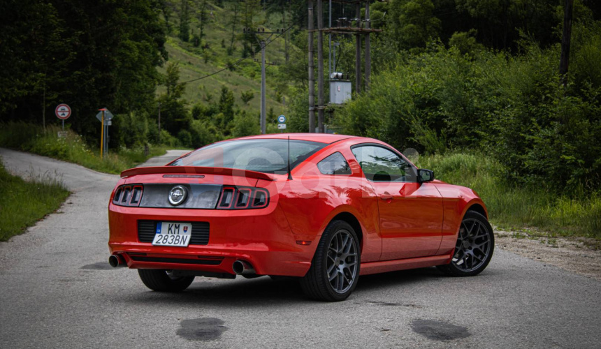 Ford Mustang 3.7 V6 PYPES EXHAUST, Automat, R19