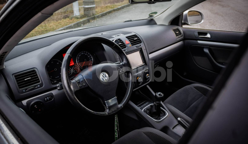 Volkswagen Golf Variant 2.0 TDI Comfortline, 100kW, M6, panorama
