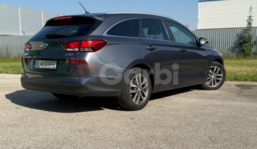 Hyundai i30 CW 1.6 CRDi 136 Family 7DCT