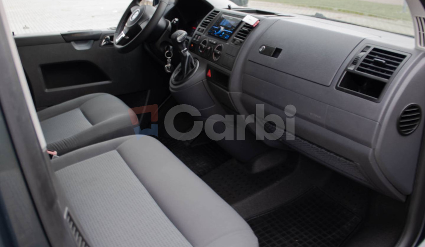 Volkswagen Caravelle T5 2.5TDI 128kW A6