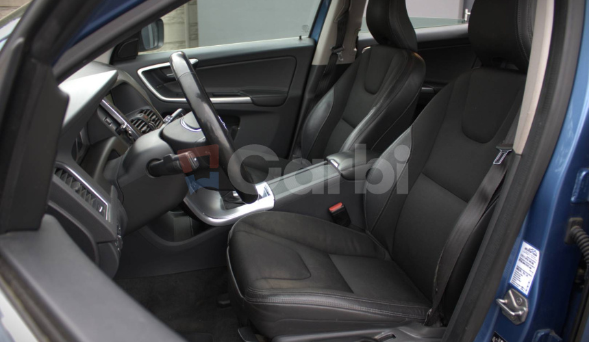 Volvo XC60 D3 2.0L Drive-E Momentum Geartronic