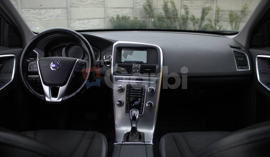 Volvo XC60 D3 2.0L Drive-E Momentum Geartronic