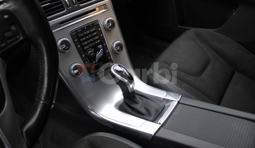 Volvo XC60 D3 2.0L Drive-E Momentum Geartronic