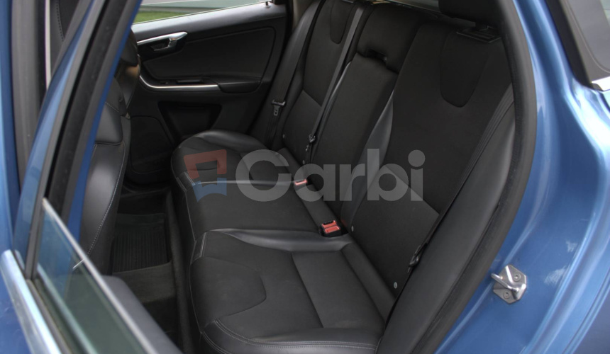 Volvo XC60 D3 2.0L Drive-E Momentum Geartronic