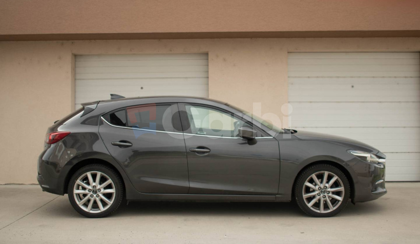 Mazda 3 2.2 Skyactiv -D150 Revolution TOP