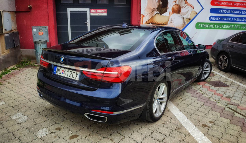 BMW Rad 7 730d xDrive A/T