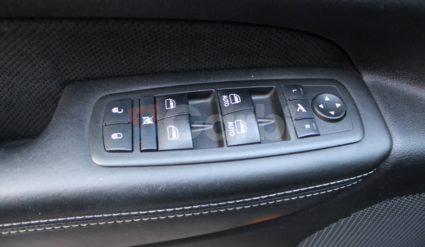 Jeep Grand Cherokee 6.4 V8 HEMI SRT