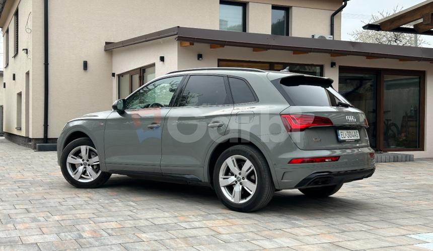 Audi Q5 50 2.0 TFSIe S line 4x4 plug in