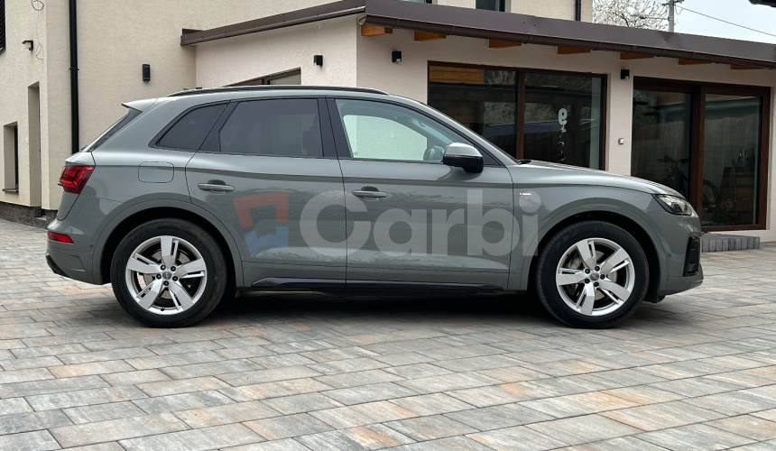 Audi Q5 50 2.0 TFSIe S line 4x4 plug in