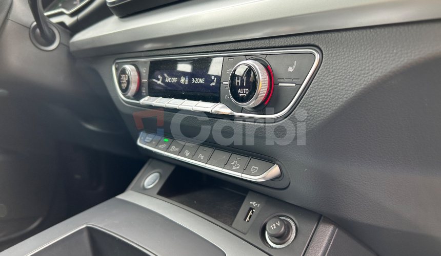 Audi Q5 50 2.0 TFSIe S line 4x4 plug in